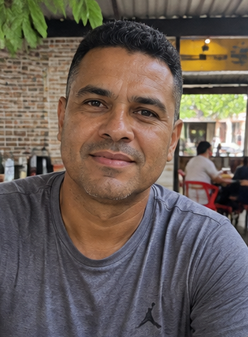 Carlos H.